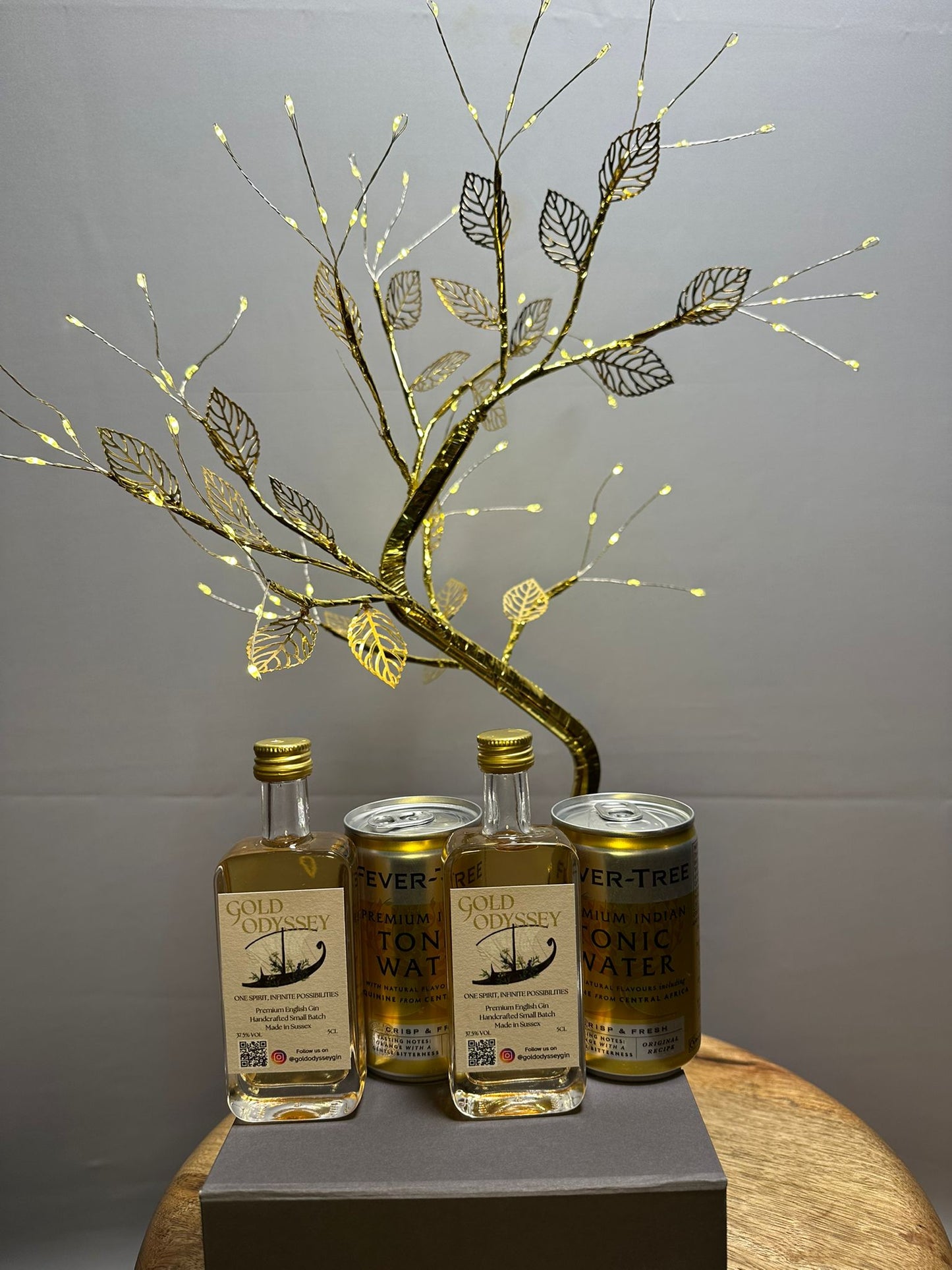 Gold Odyssey Christmas Mini Gift Box